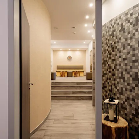 Apartamento Boddenperle - 5-sterne-ferienwohnung Mit Ostbalkon, 2 Baedern & Strandhaus-charme